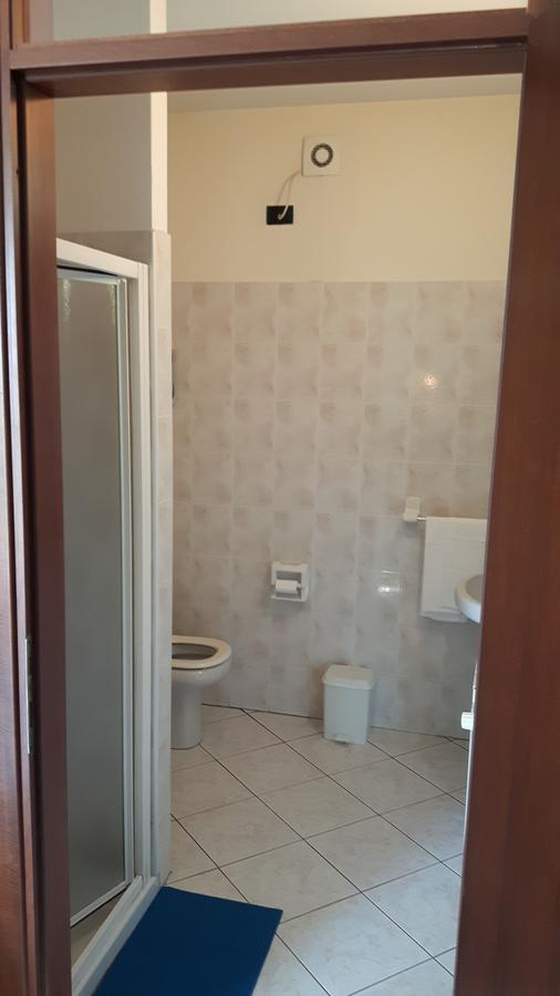קאסטנדולו Hotel Armida מראה חיצוני תמונה
